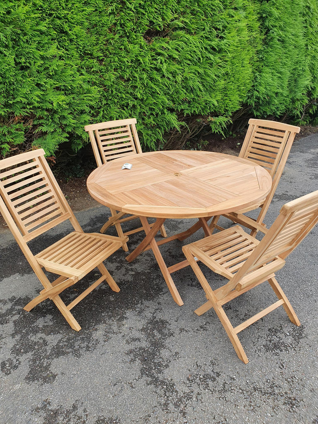 Wentworth 4 Seater Dinning Set